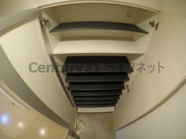 大阪市東淀川区西淡路１丁目のマンション
