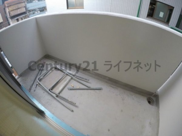大阪市東淀川区西淡路１丁目のマンション