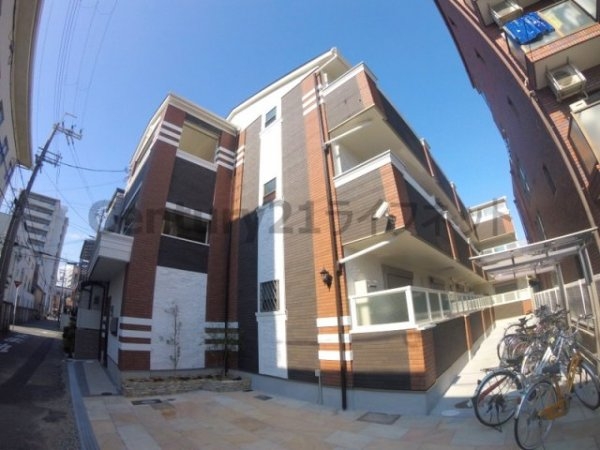 大阪市淀川区三国本町３丁目のアパート