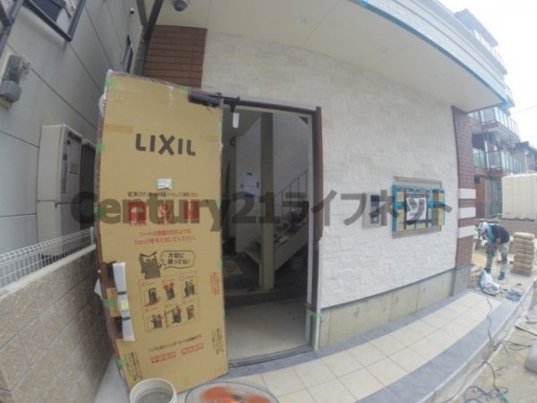 大阪市淀川区三国本町３丁目のアパート