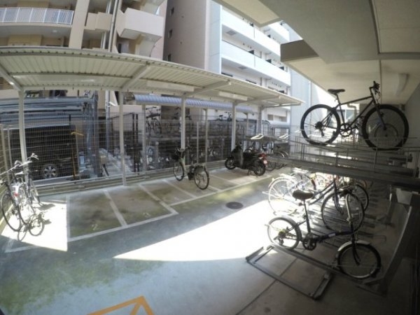 吹田市広芝町のマンション