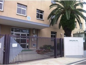 大阪市淀川区十三本町２丁目のマンション(大阪市立神津小学校)