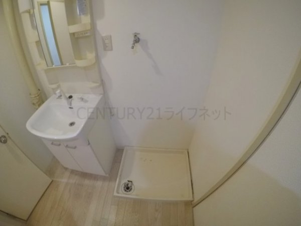 大阪市淀川区十三本町２丁目のマンション
