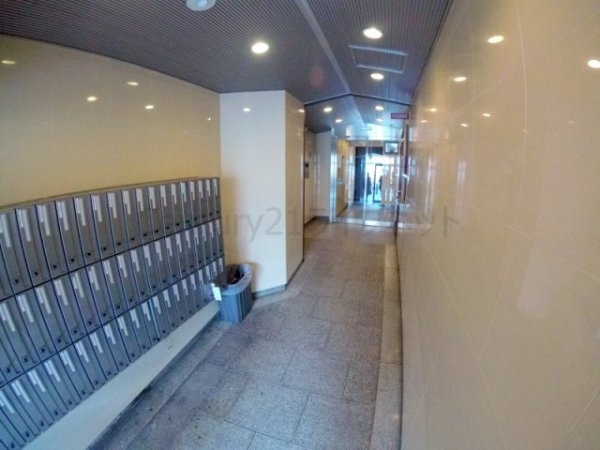 大阪市淀川区十三本町２丁目のマンション