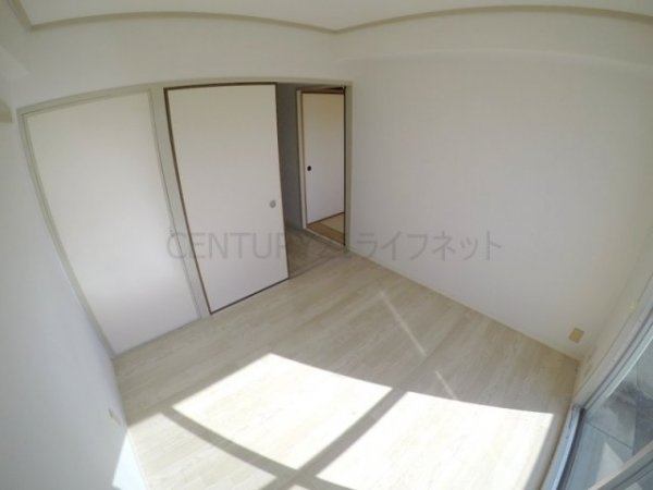大阪市淀川区十三本町２丁目のマンション