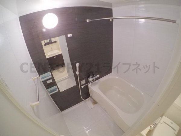 吹田市広芝町のマンション