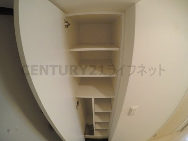 吹田市広芝町のマンション