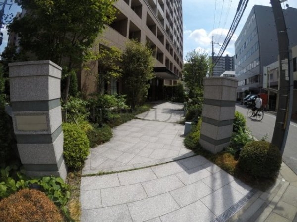 吹田市広芝町のマンション
