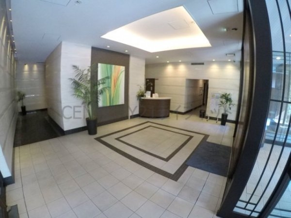 吹田市広芝町のマンション