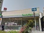 オクトレーベン新大阪(ファミリーマート西中島七丁目店)