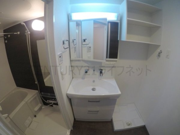 江坂プライマリーワン