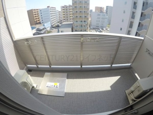 スプランディッド江坂3