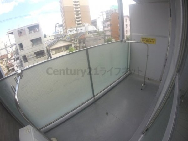 大阪市淀川区東三国５丁目のマンション