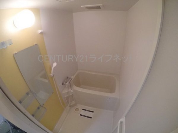 セレニテ江坂四番館