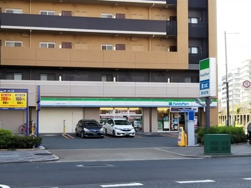 LaSante梅田北(ファミリーマート本庄西二丁目店)