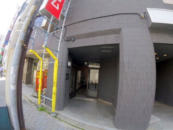 大阪市淀川区十三本町２丁目のマンション