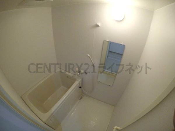 大阪市淀川区十三本町２丁目のマンション