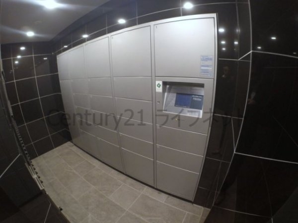 プレサンス新大阪ザシティ