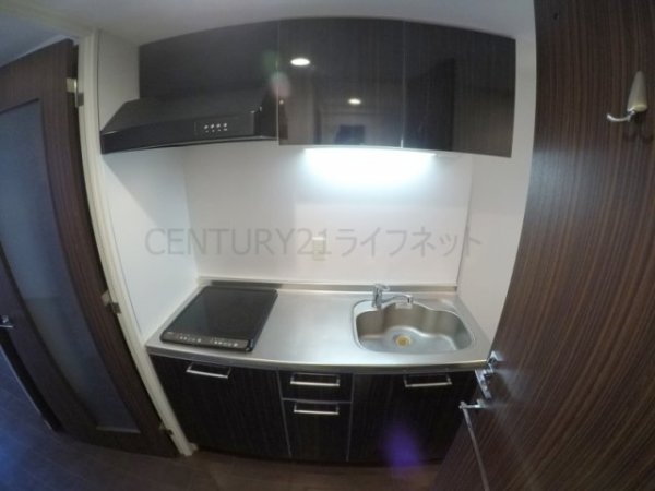 セレニテ江坂四番館