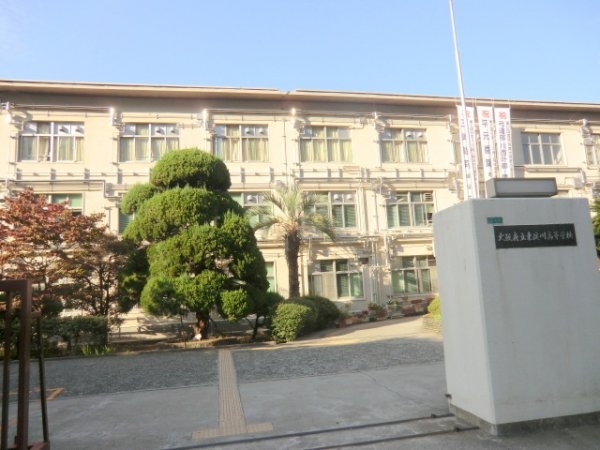 新大阪セレニテ(府立東淀川高等学校)