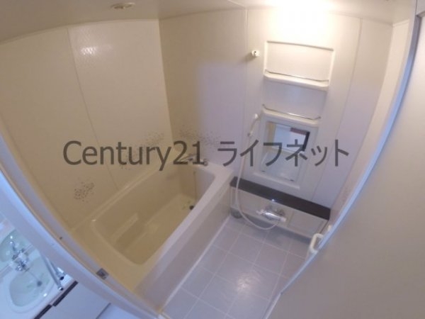 ファミールハイツ北大阪5号棟1番館