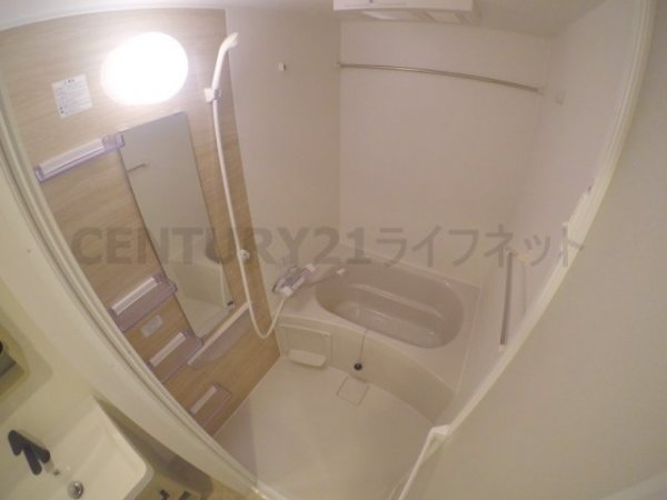 セレニテ江坂アリア