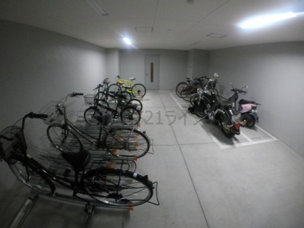 ファーストフィオーレ江坂垂水町