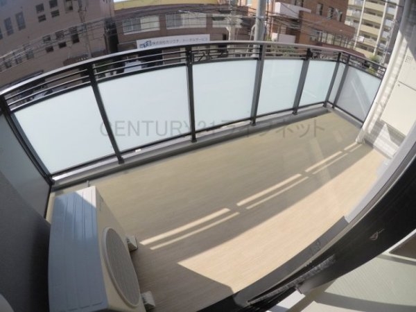 ソルレヴェンテ江坂広芝町