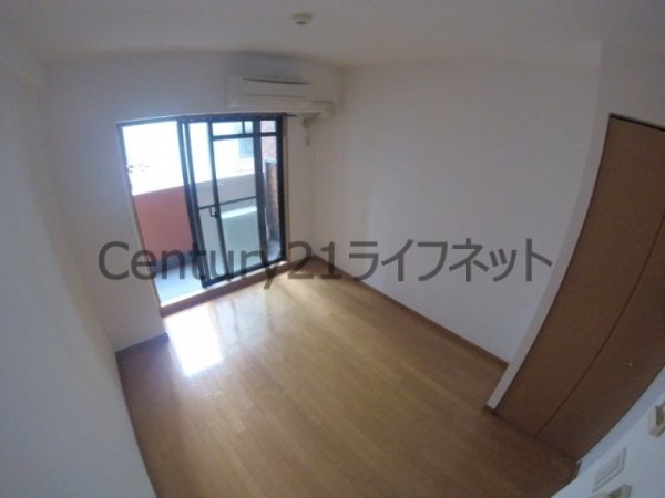 プレサンス梅田フロンティア