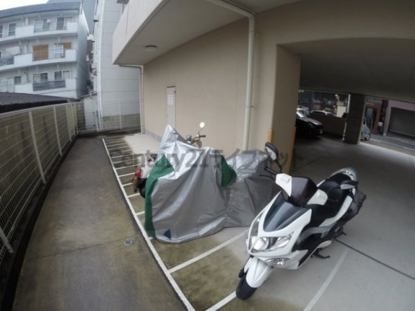 クリーデンス新大阪