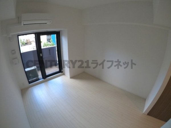 ラドゥセール西天満