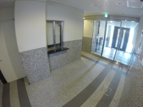 大阪市淀川区東三国４丁目のマンション