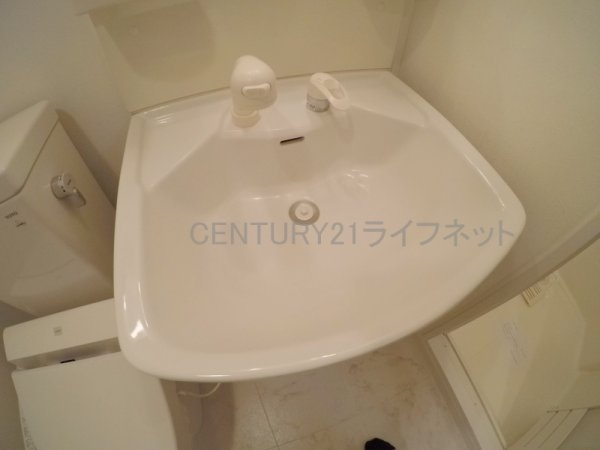 吹田市垂水町３丁目のマンション