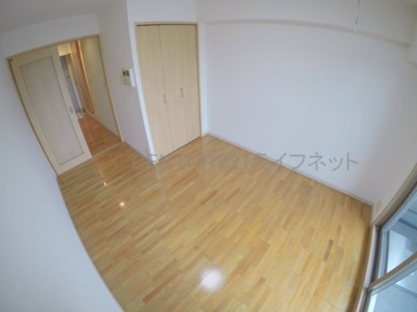 吹田市垂水町３丁目のマンション