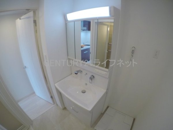 大阪市淀川区十三東４丁目のマンション