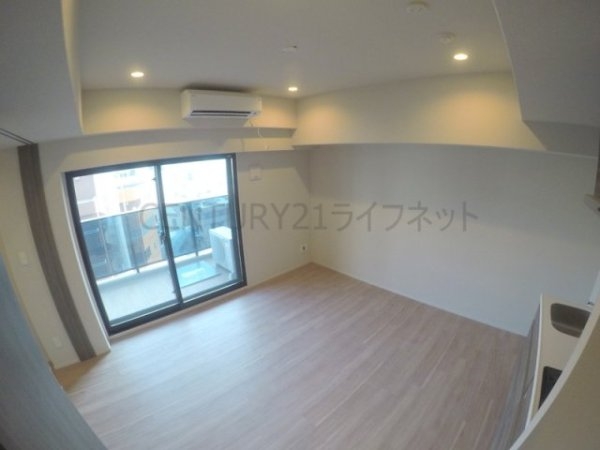 シーズンフラッツ中崎