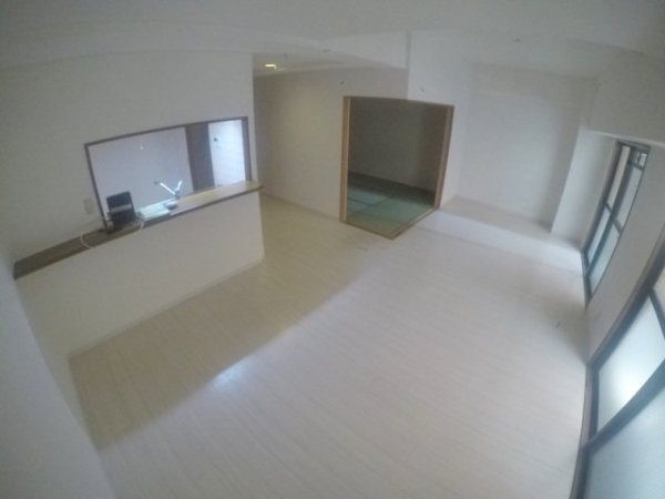 メゾンドール江坂