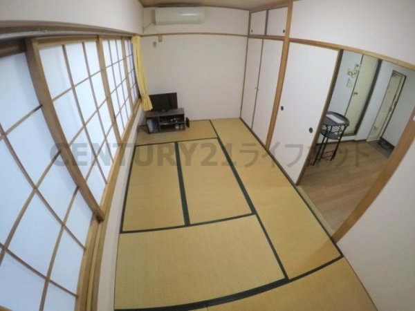 大阪市淀川区西三国２丁目のマンション