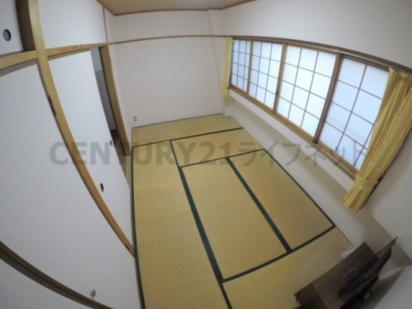大阪市淀川区西三国２丁目のマンション