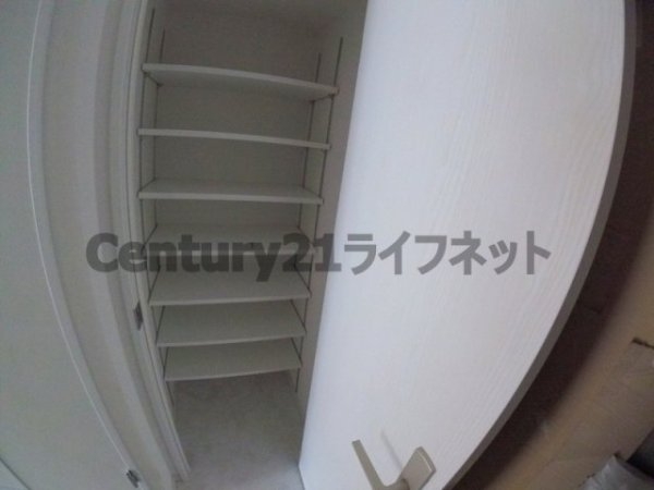 大阪市淀川区十三東３丁目のマンション