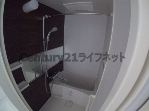 大阪市淀川区十三東３丁目のマンション
