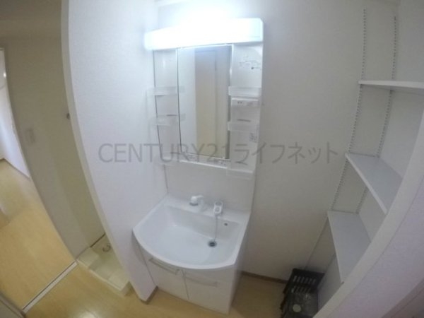 吹田市垂水町３丁目のマンション
