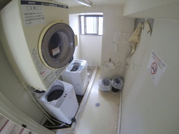 菅栄町レディースマンション