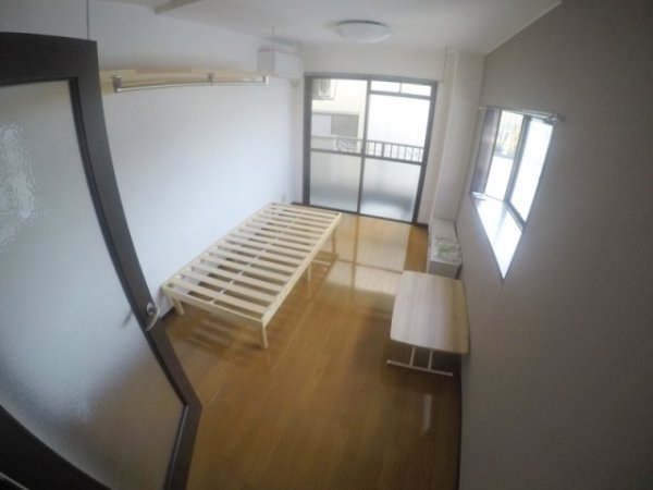 吹田市垂水町２丁目のマンション