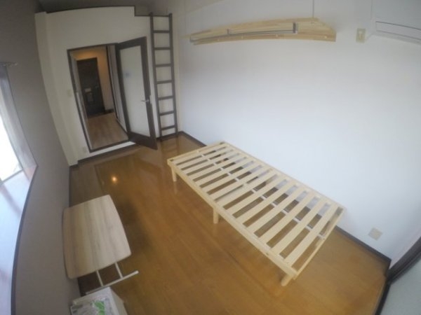吹田市垂水町２丁目のマンション