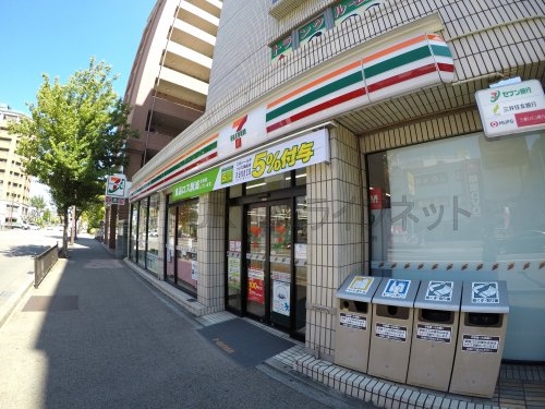 第13関根マンション(セブンイレブン吹田広芝町北店)