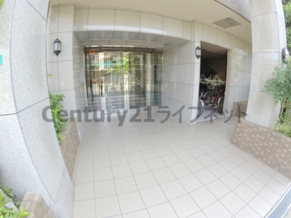 大阪市淀川区東三国４丁目のマンション