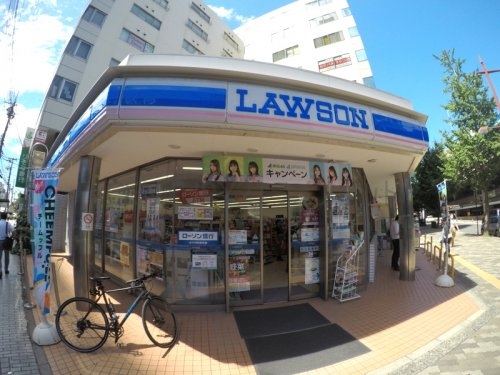 吹田市豊津町のマンション(ローソン江坂駅前店)