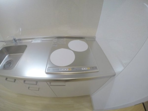 エクレレメディコ天六