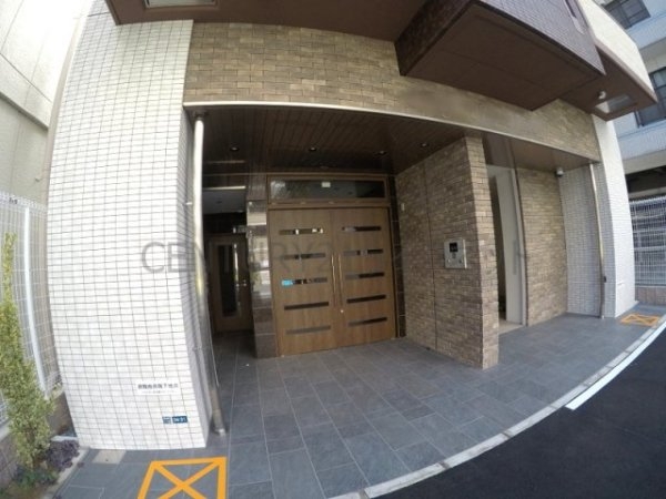 ファーストフィオーレ江坂公園